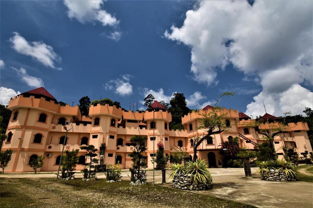 Lake Castle Sungai Lembing Exteriör bild